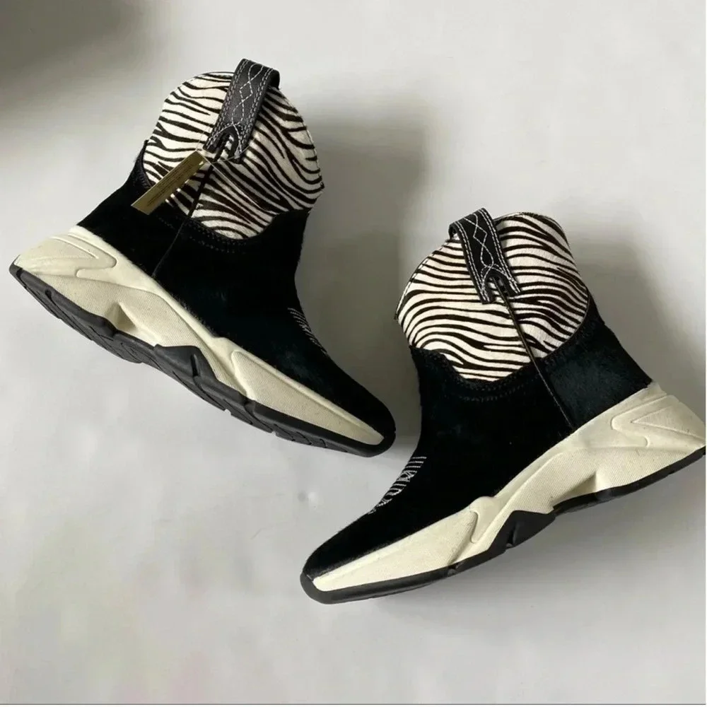 New Dan Post Dingo Safari Cowboy Boots Sneaker Leather Zebra western safari boho